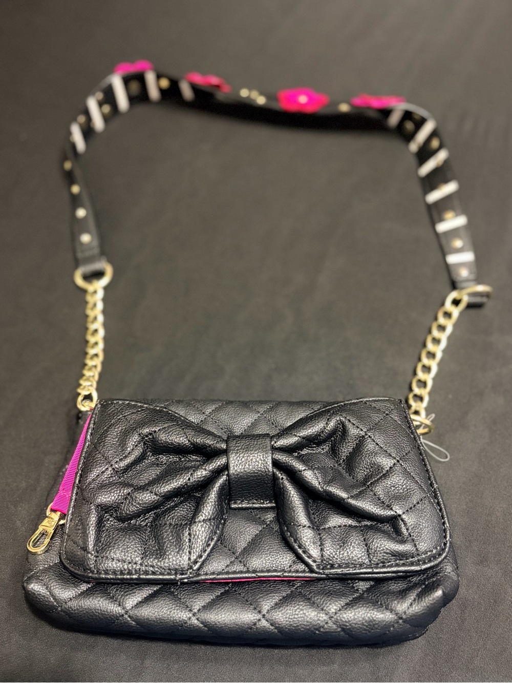 Betsey Johnson Black Quilted Bow Crossbody Bag with Pink Accent So Cute New